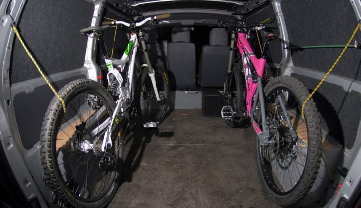 Same day courier in Swansea delivering urgent parcels to City Centre, Morriston, Sketty, Uplands, and Gorseinon with fast, secure service.